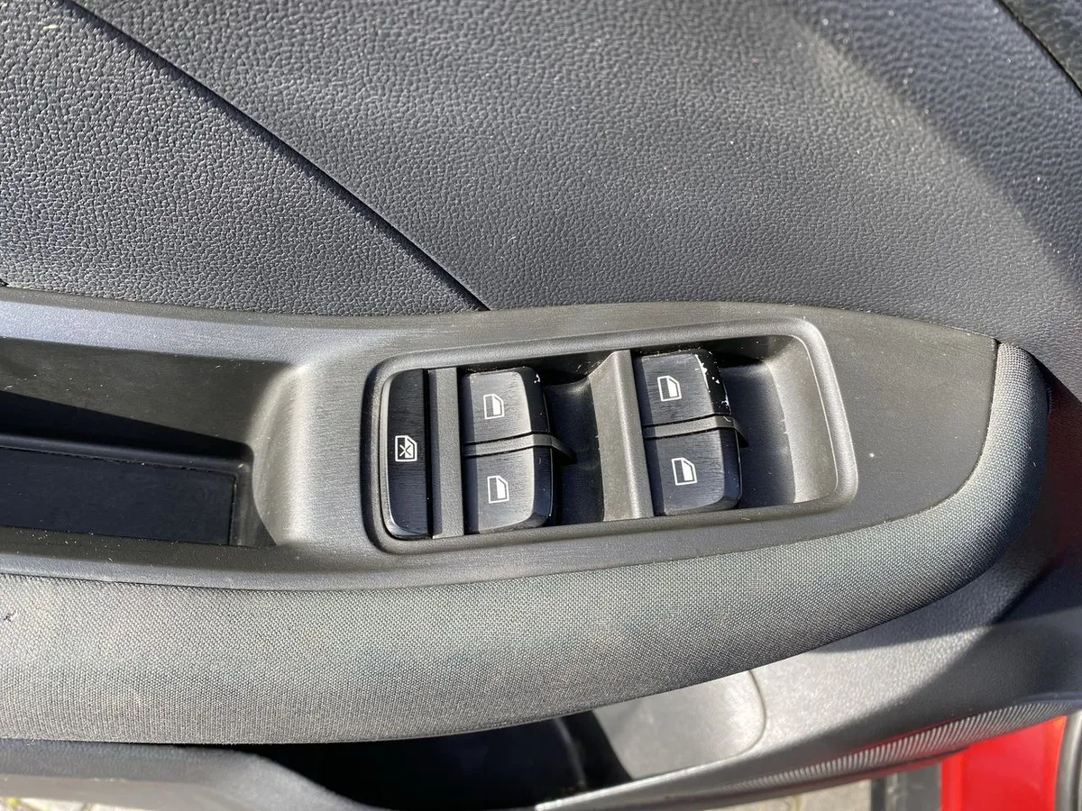 MG Mg Zs 1.5 Std At 5p año 2020