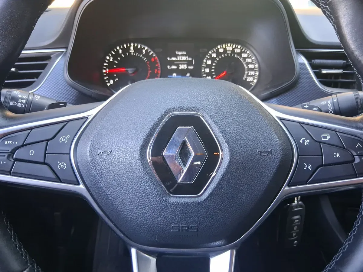 Renault Arkana 1.3l Life 4x2 At 5p año 2022
