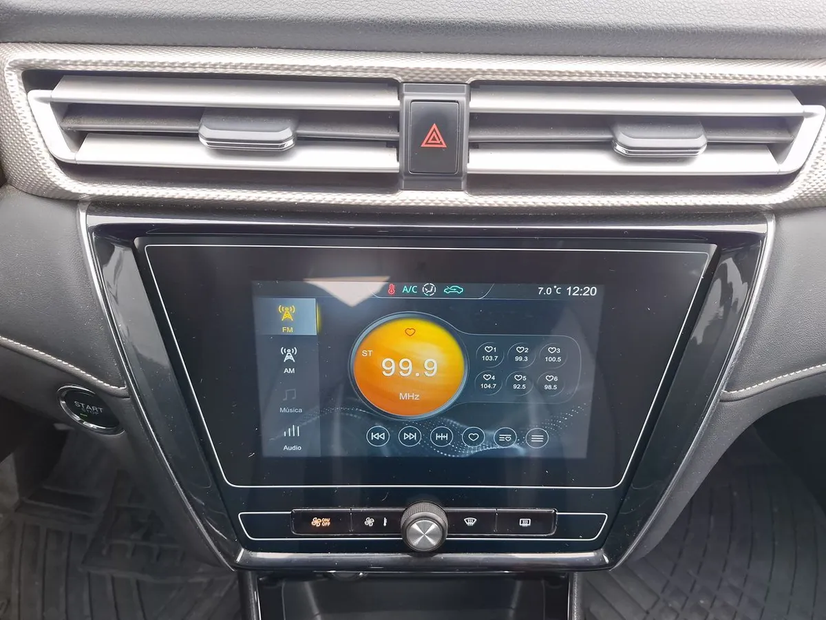 MG 5 1.5 Com 4x2 Mt 4p año 2023