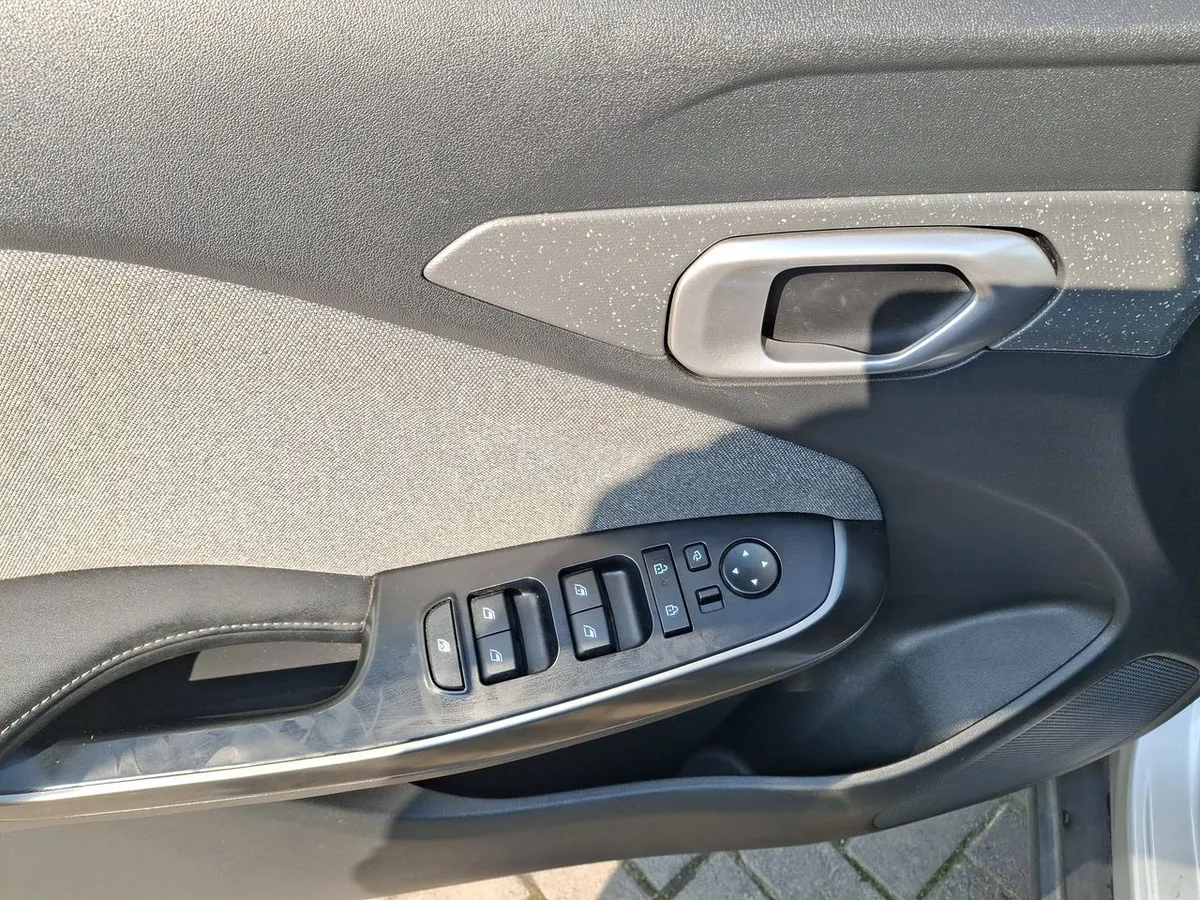 Kia K3 Cross 1.6 Ex 4x2 At 5p año 2024
