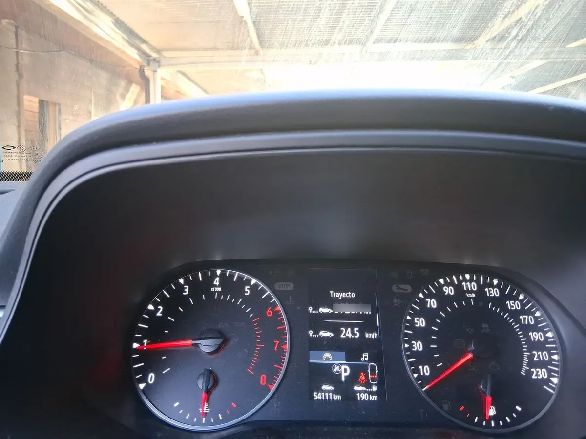 Renault Arkana 1.3l Life 4x2 At 5p año 2022