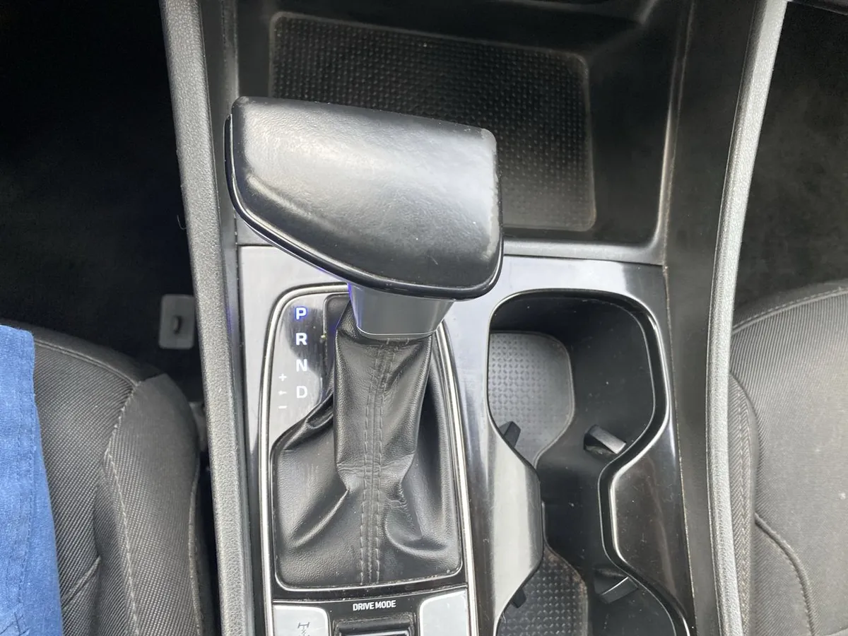 Hyundai Tucson 2.0 Nx4 Plus 4wd At 5p año 2022