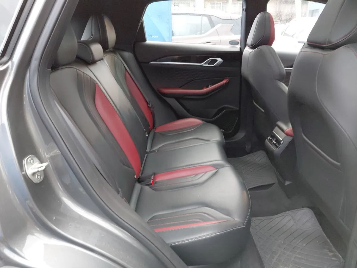 Geely Coolray 1.5 Gk Exclusive 4x2 At 5p año 2024