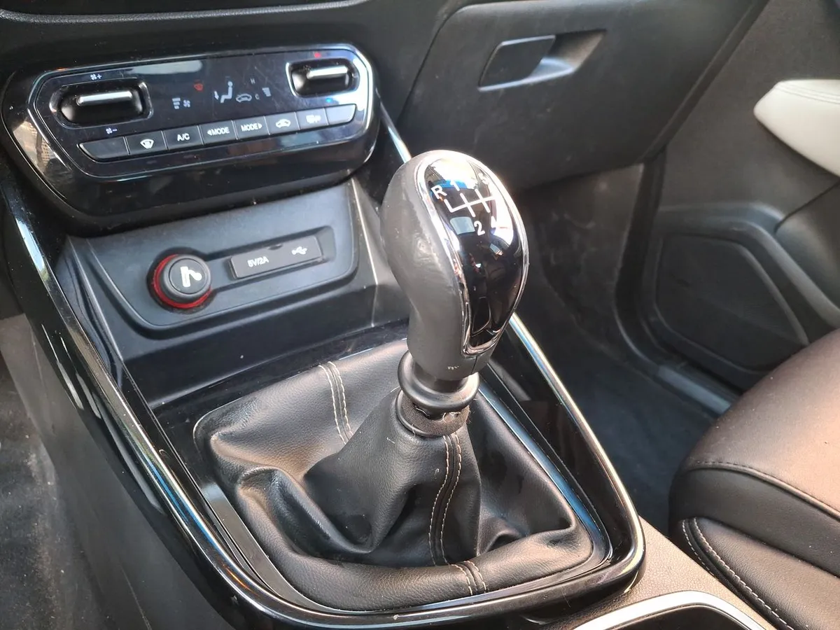 Chevrolet Captiva 1.5t Lt Fwd Mt 5p año 2021