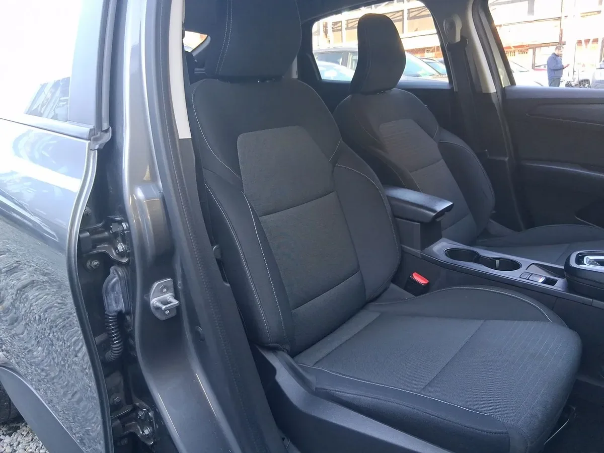 Renault Arkana 1.3l Life 4x2 At 5p año 2022