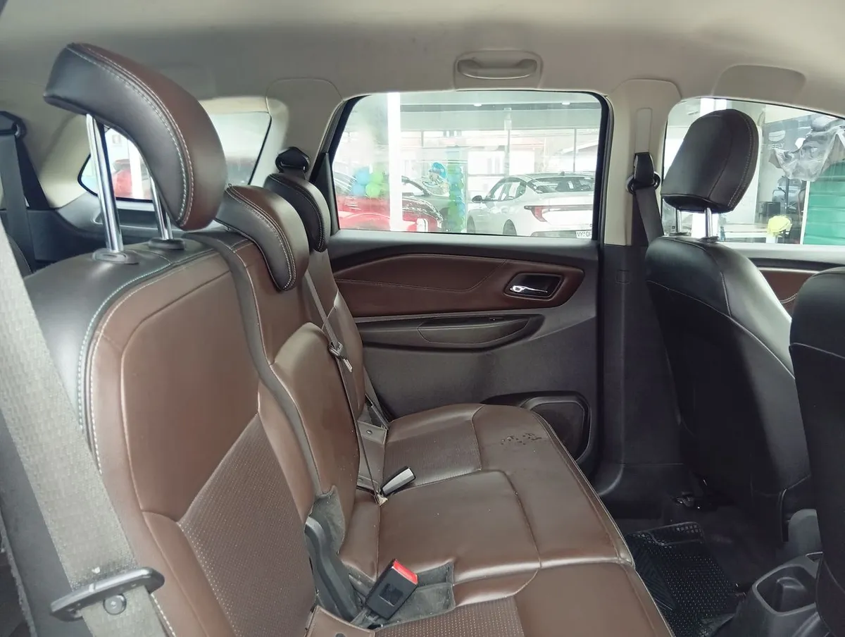 Chevrolet Spin 1.8 Premier 4x2 Mt 5p año 2021