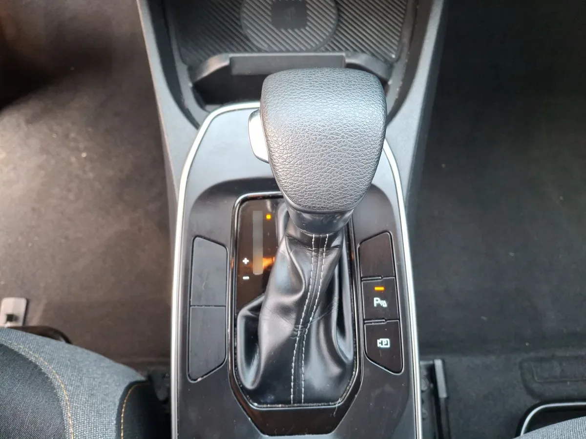 Kia K3 Cross 1.6 Ex 4x2 At 5p año 2024