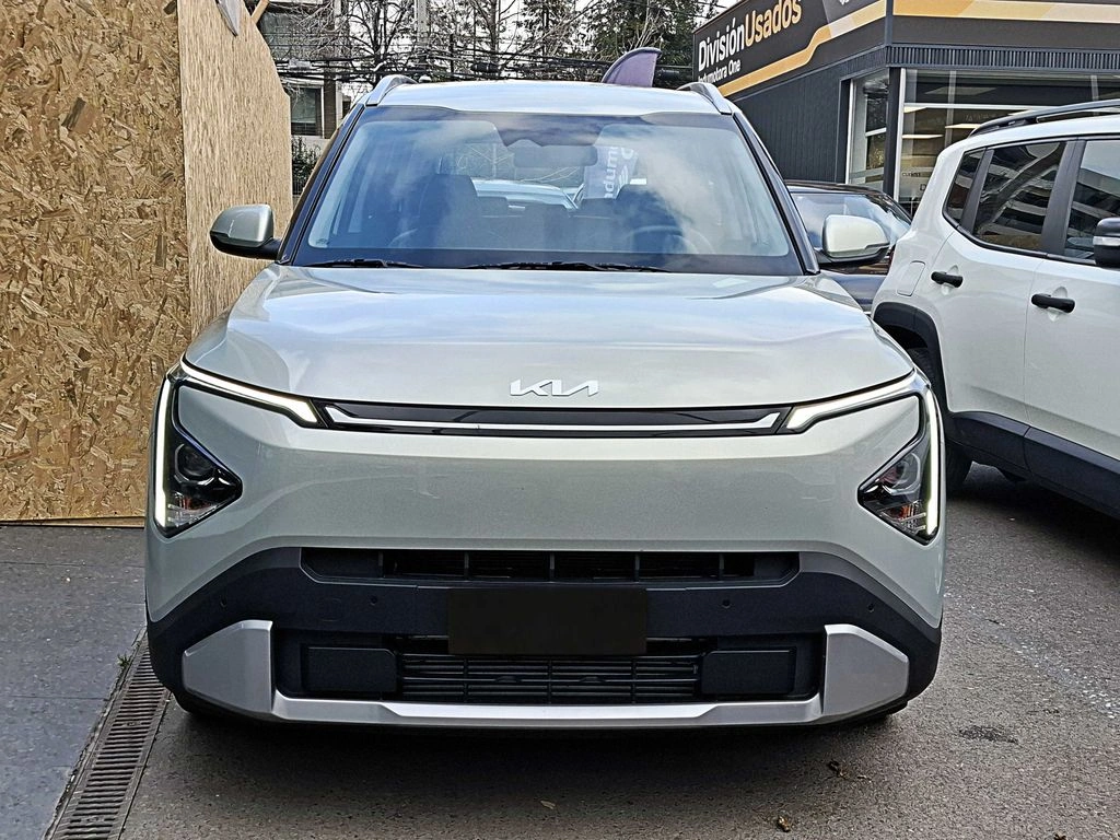 Kia Carens Ex 1.5 At año 2026
