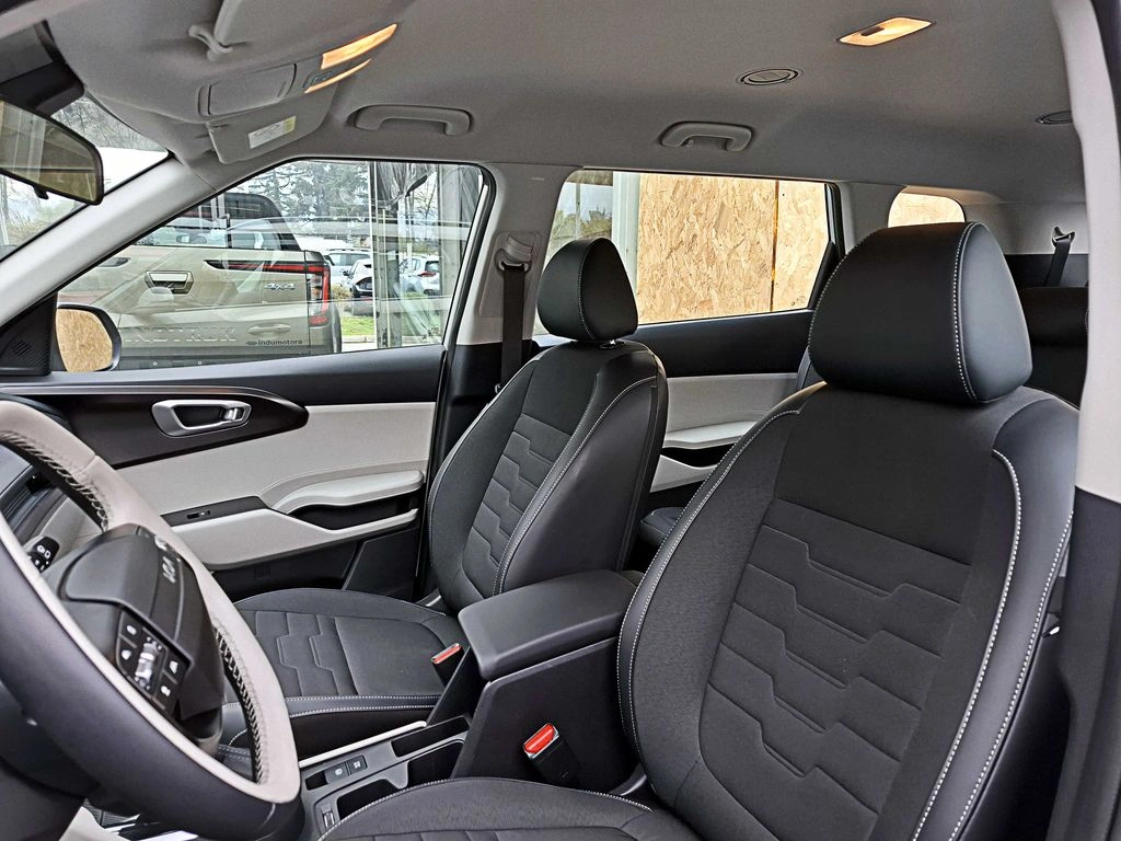 Kia Carens Ex 1.5 At año 2026