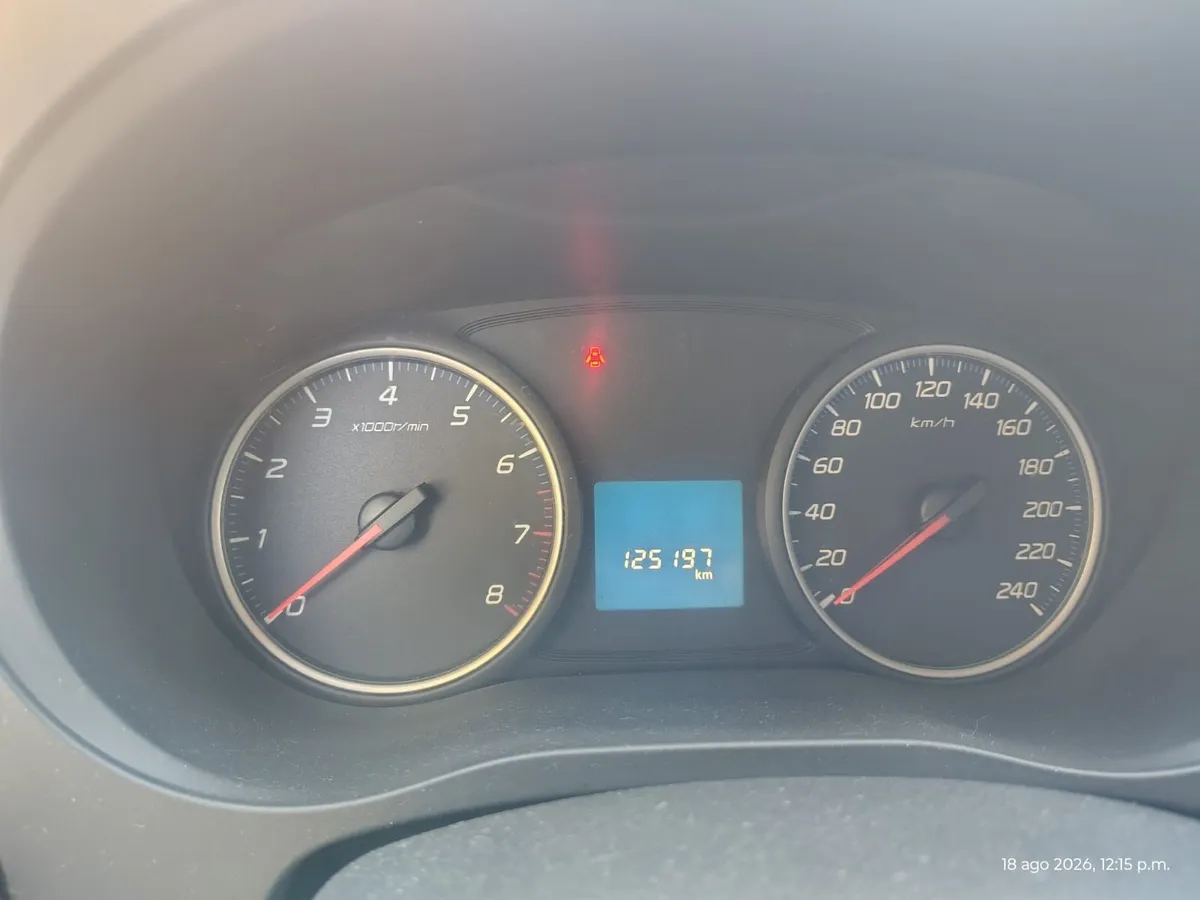 MITSUBISHI OUTLANDER 2.0 Mt año 2019