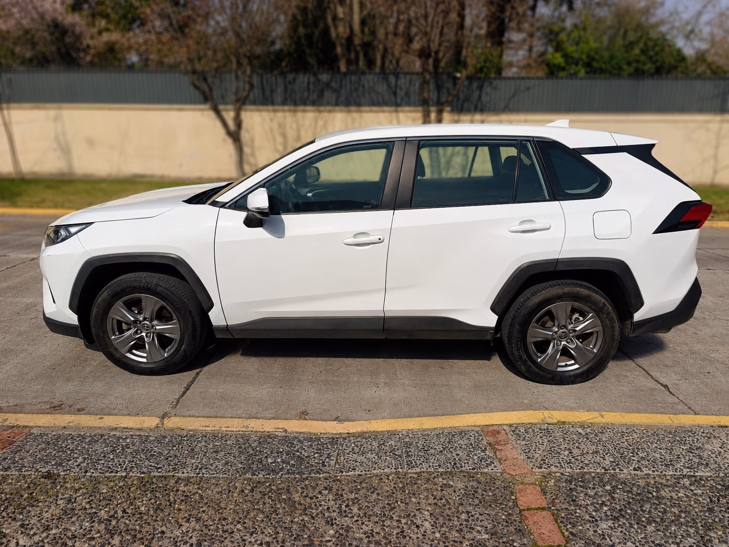 Toyota Rav4 Le año 2022