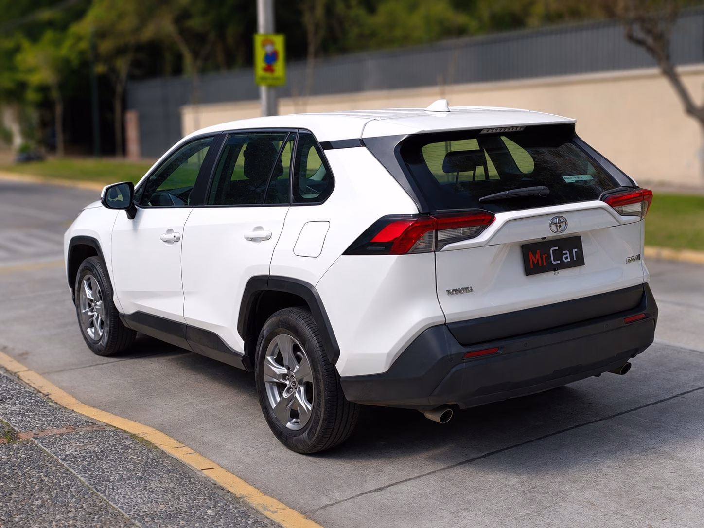 Toyota Rav4 Le año 2022