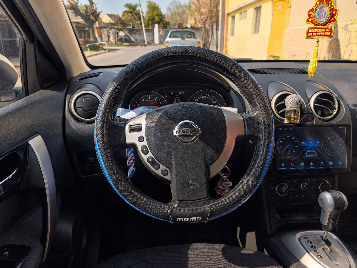 Toyota Qashqai Rav4 Le año 2013