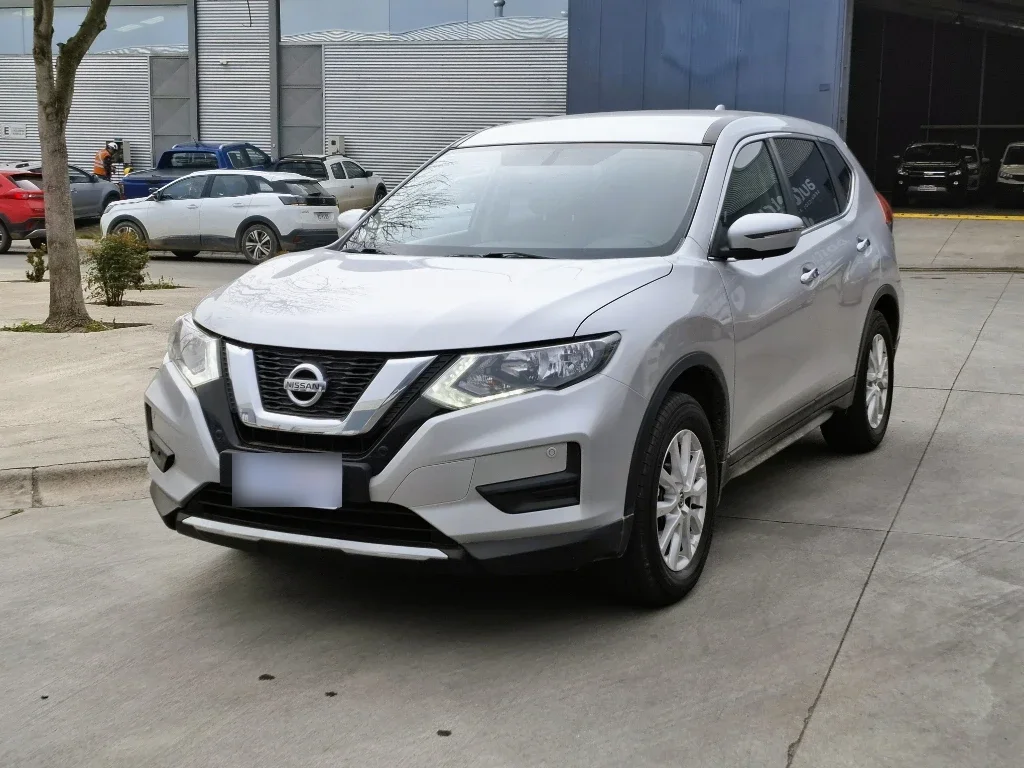 Nissan X-Trail X-Trail Sense 2.5 At 4x2 3f año 2021