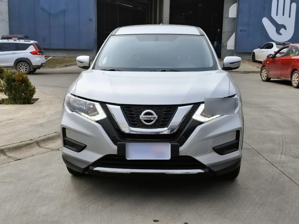 Nissan X-Trail X-Trail Sense 2.5 At 4x2 3f año 2021