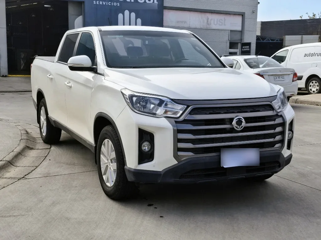 Ssangyong Grand Musso Grand Musso 2.2 4x2 Mt Full-Ql612 año 2023