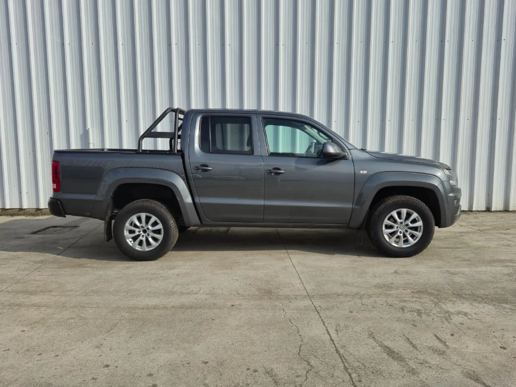 Volkswagen Amarok Dcab Tdi 4x4 Trendline 2.0 año 2023