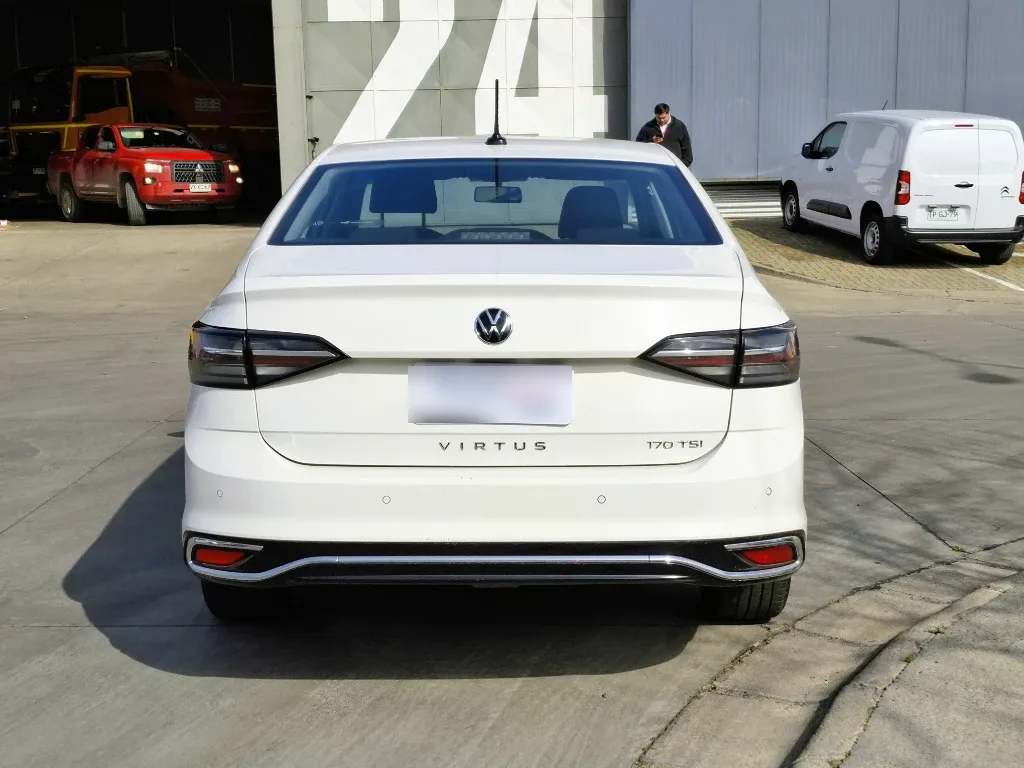 Volkswagen Virtus Virtus 1.0 At Comfortline año 2024