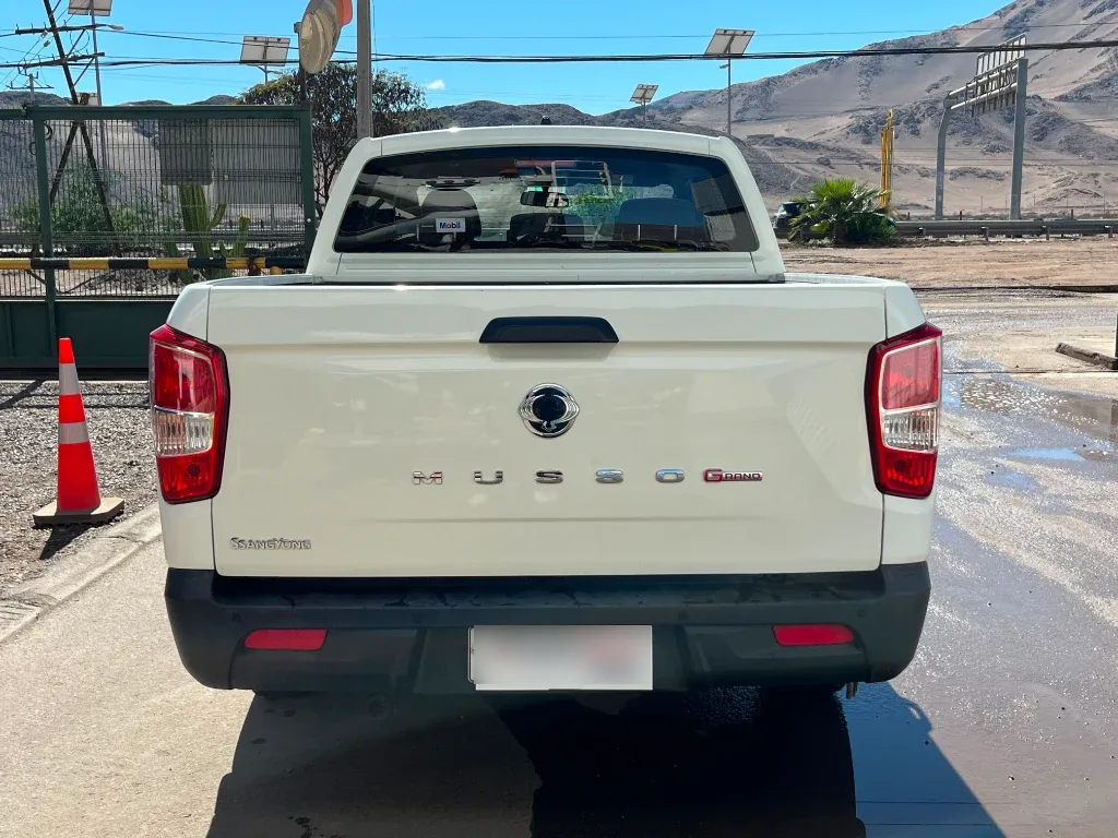 Ssangyong Grand Musso 2.2 4x2 Mt Full-Ql610 año 2023