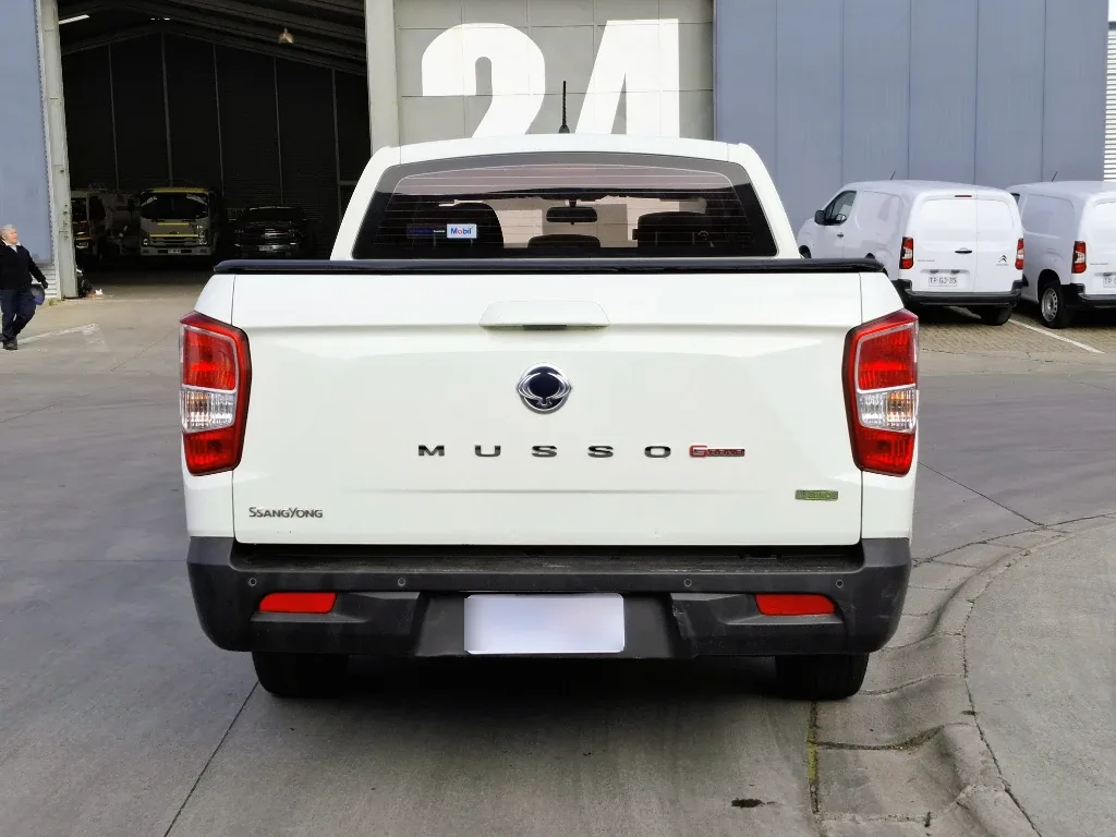 Ssangyong Grand Musso Grand Musso 2.2 4x2 Mt Full-Ql612 año 2023