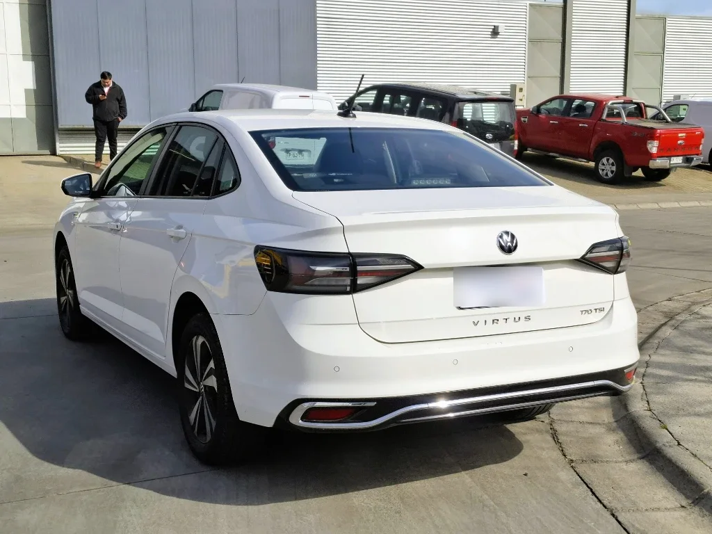Volkswagen Virtus Virtus 1.0 At Comfortline año 2024