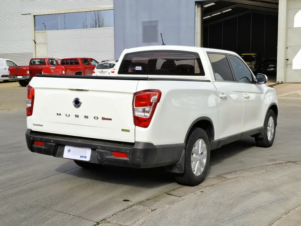 Ssangyong Grand Musso Grand Musso 2.2 4x2 Mt Full-Ql612 año 2023