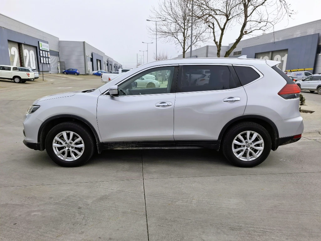 Nissan X-Trail X-Trail Sense 2.5 At 4x2 3f año 2021