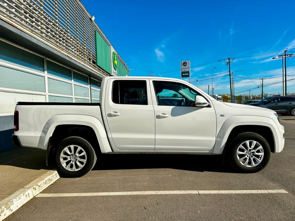 Volkswagen Amarok Amarok 4x4 Comfortline D/c 2.0 D At año 2023