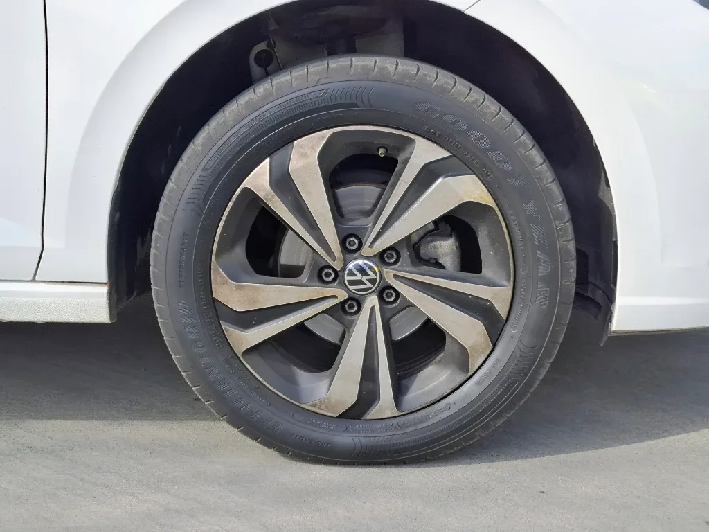 Volkswagen Virtus Virtus 1.0 At Comfortline año 2024