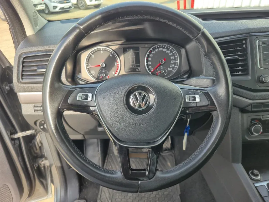 Volkswagen Amarok Dcab Tdi 4x4 Trendline 2.0 año 2023