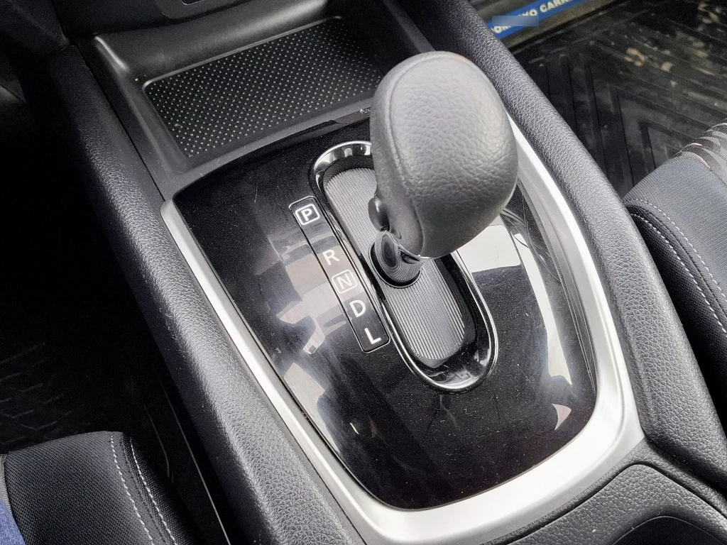 Nissan X-Trail X-Trail Sense 2.5 At 4x2 3f año 2021