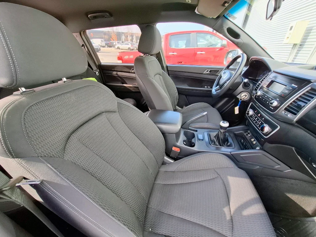 Ssangyong Grand Musso Grand Musso 2.2 4x2 Mt Full-Ql612 año 2023