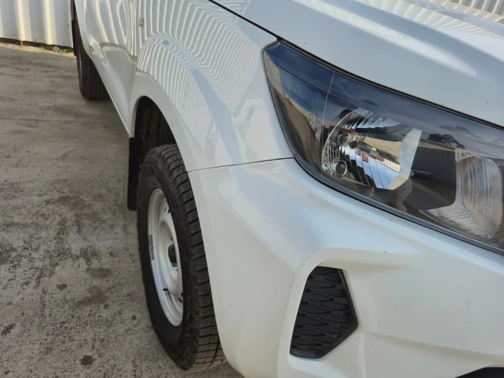 Nissan Navara D Cab Mt 4x4 2.3 Se año 2023