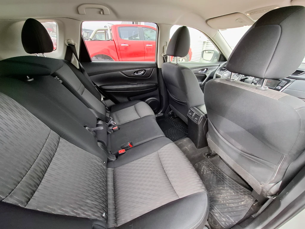 Nissan X-Trail X-Trail Sense 2.5 At 4x2 3f año 2021