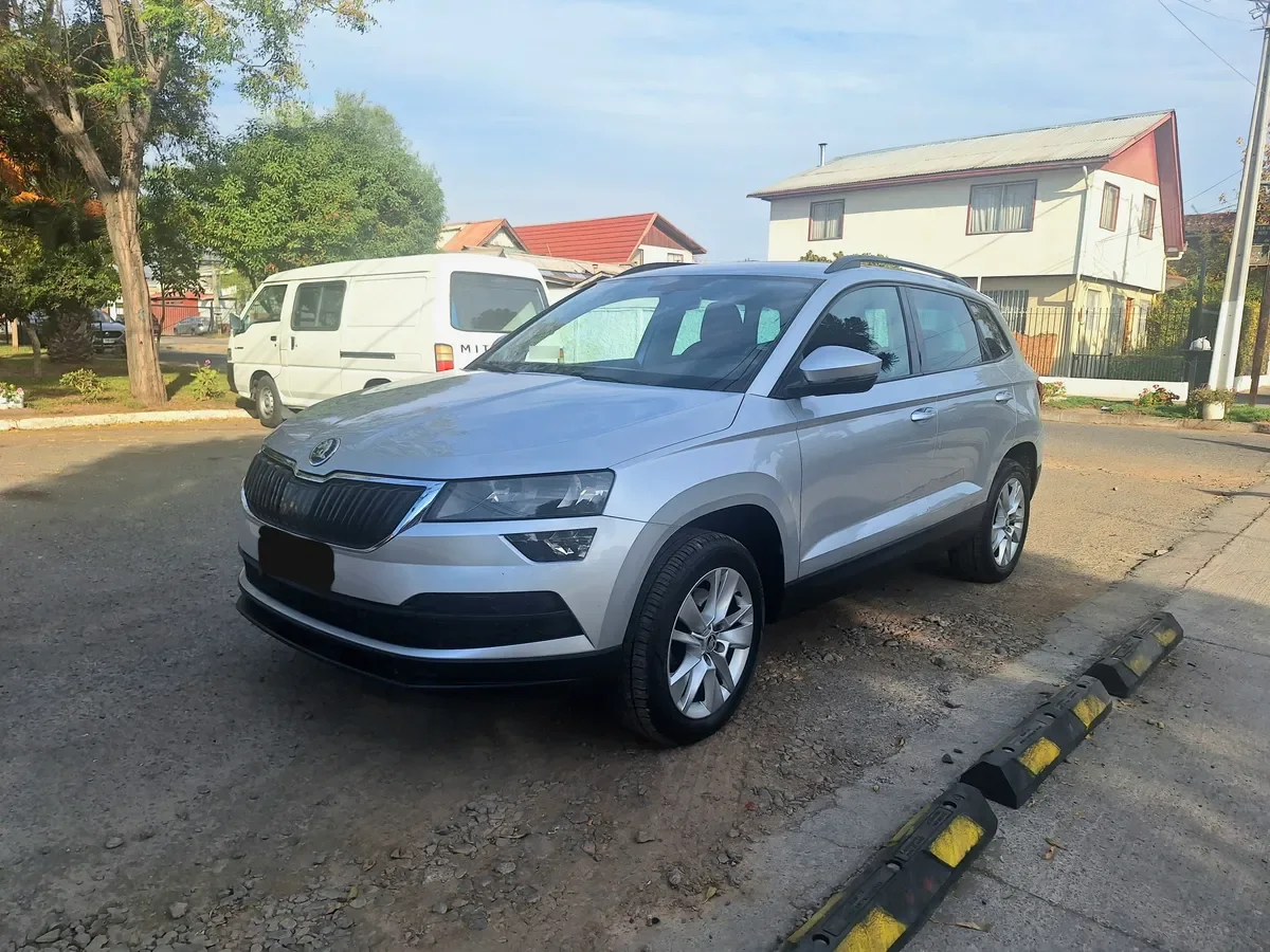 SKODA KAROQ Otra año 2019