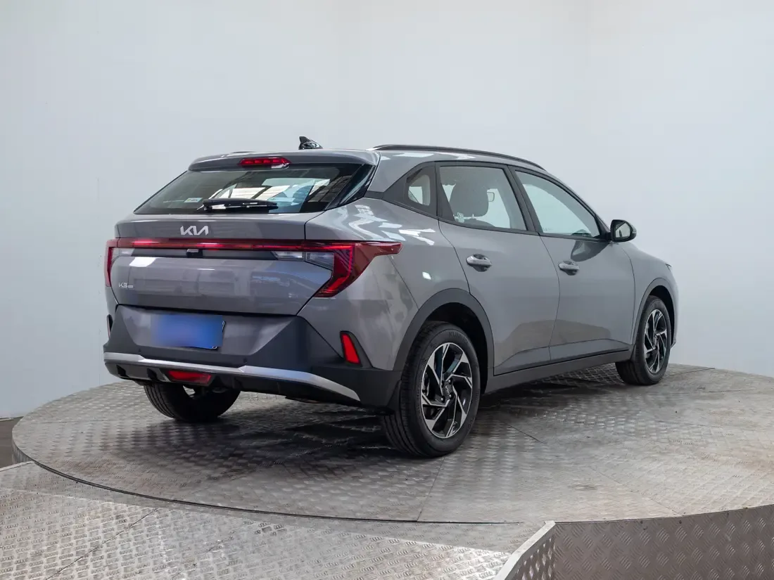 Kia K3 Cross Ex 1.6l 6mt año 2026