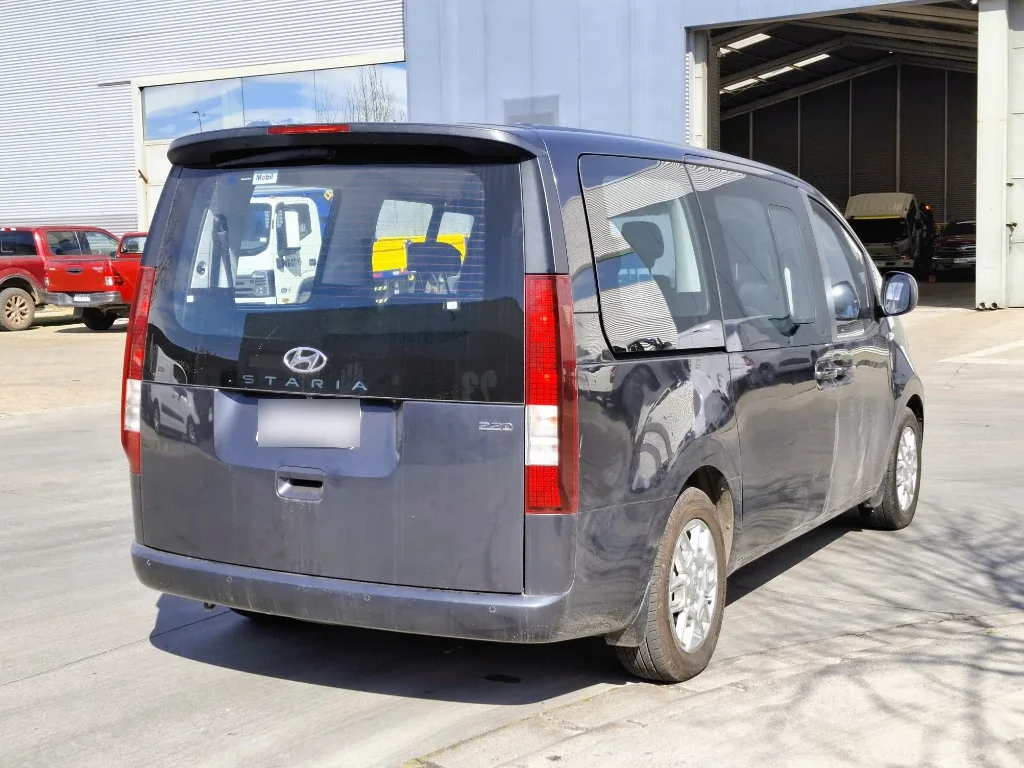 Hyundai Staria Staria Us4 Mb 2.2 Crdi At 9p año 2024