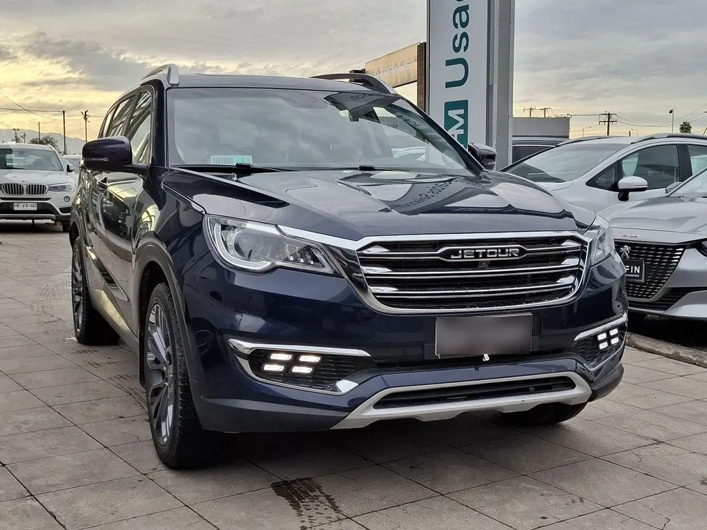 Jetour X70 1.5t Lux 4x2 Mt 5p año 2024