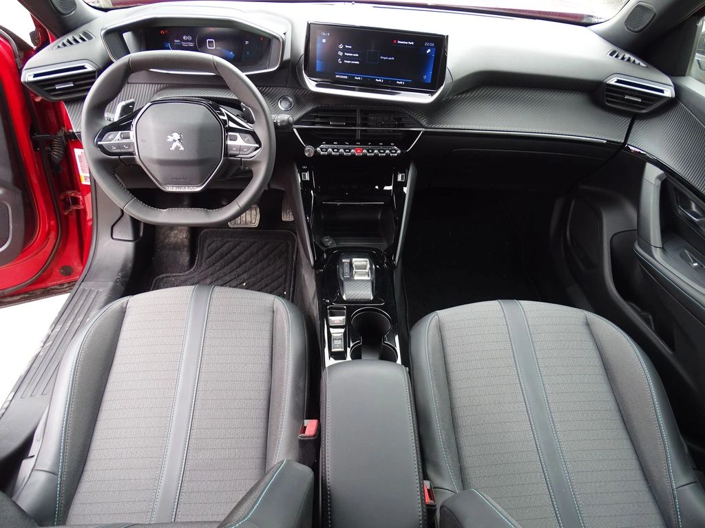 Peugeot 2008 Allure Pack año 2024