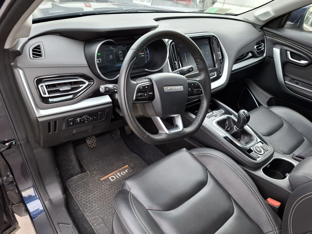 Jetour X70 1.5t Lux 4x2 Mt 5p año 2024