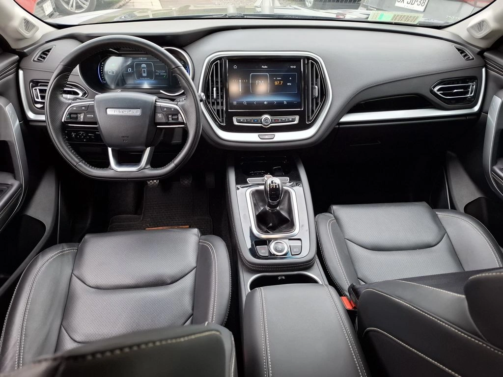 Jetour X70 1.5t Lux 4x2 Mt 5p año 2024