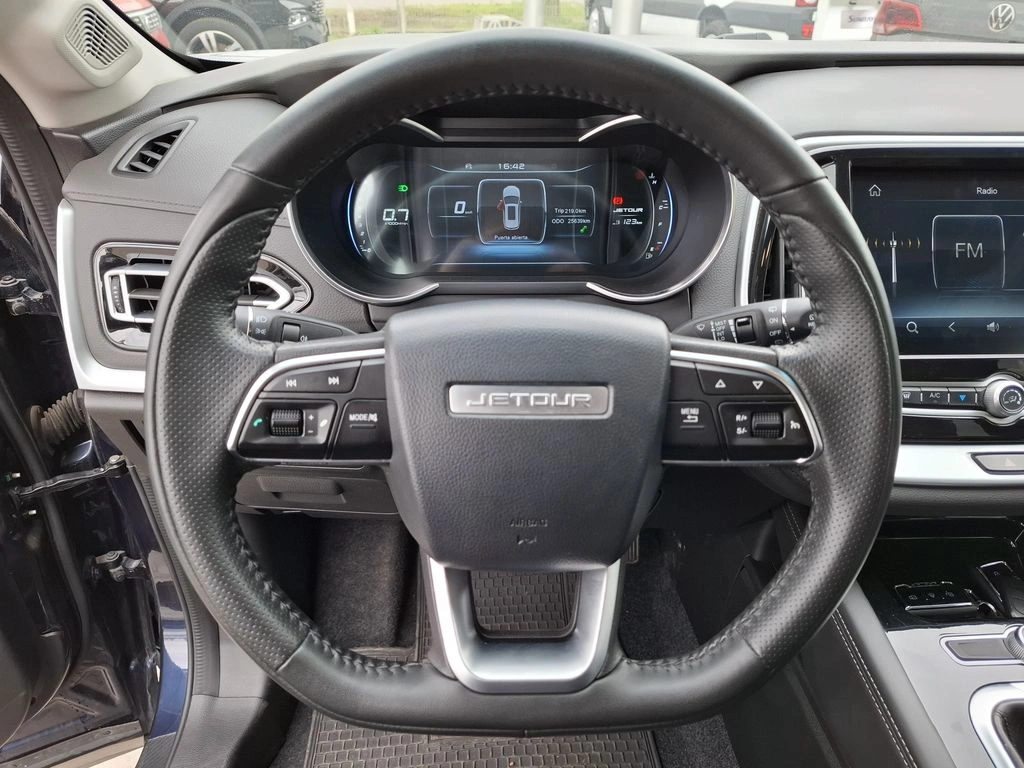 Jetour X70 1.5t Lux 4x2 Mt 5p año 2024