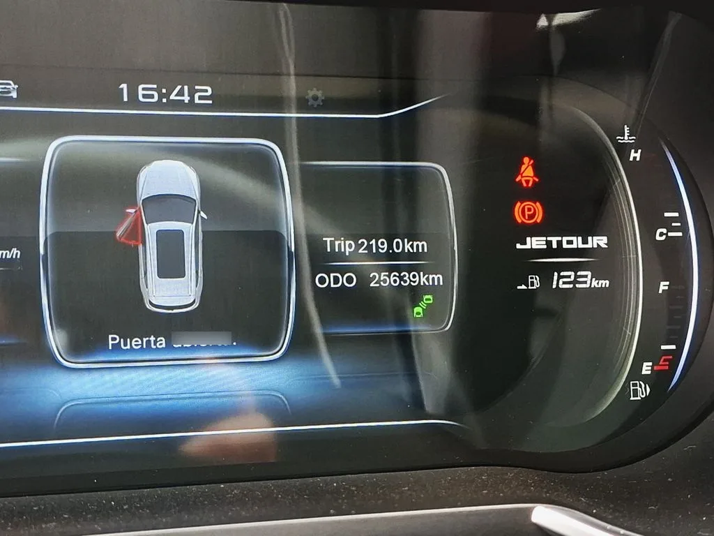 Jetour X70 1.5t Lux 4x2 Mt 5p año 2024