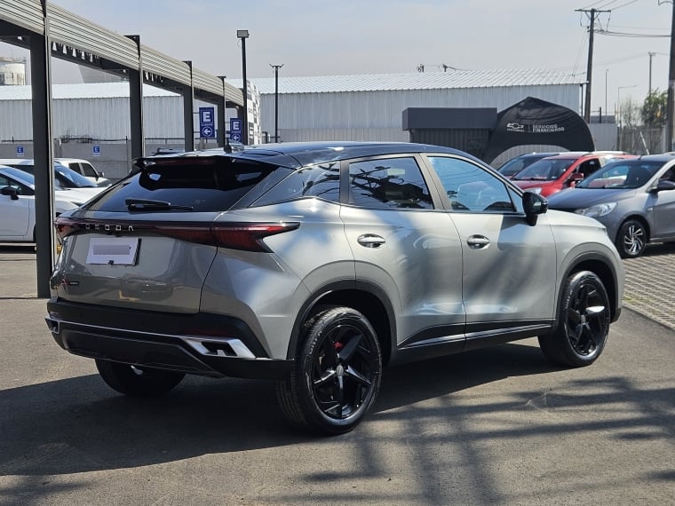 Omoda C5 1.5 T Luxury At año 2026