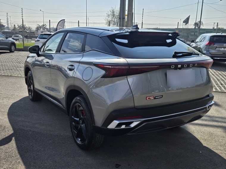 Omoda C5 1.5 T Luxury At año 2026