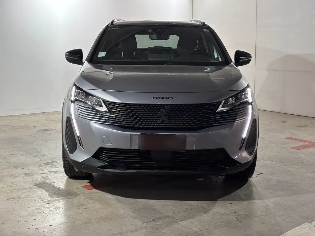 Peugeot 5008 Puretech 180 Eat8 1.6 Aut año 2023