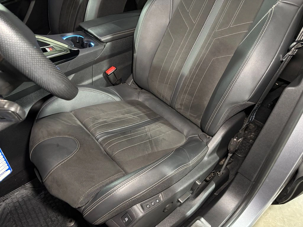 Peugeot 5008 Puretech 180 Eat8 1.6 Aut año 2023