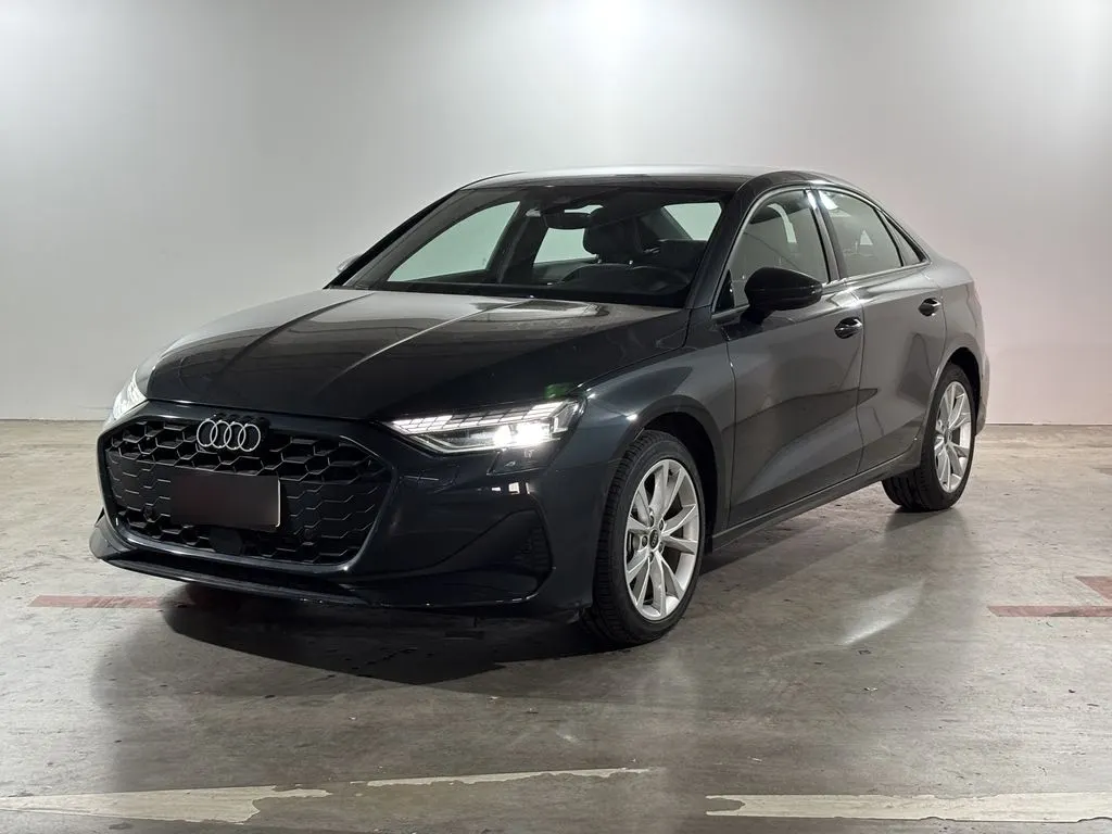 Audi A3 Sedan Pi 35 Tfsi año 2025