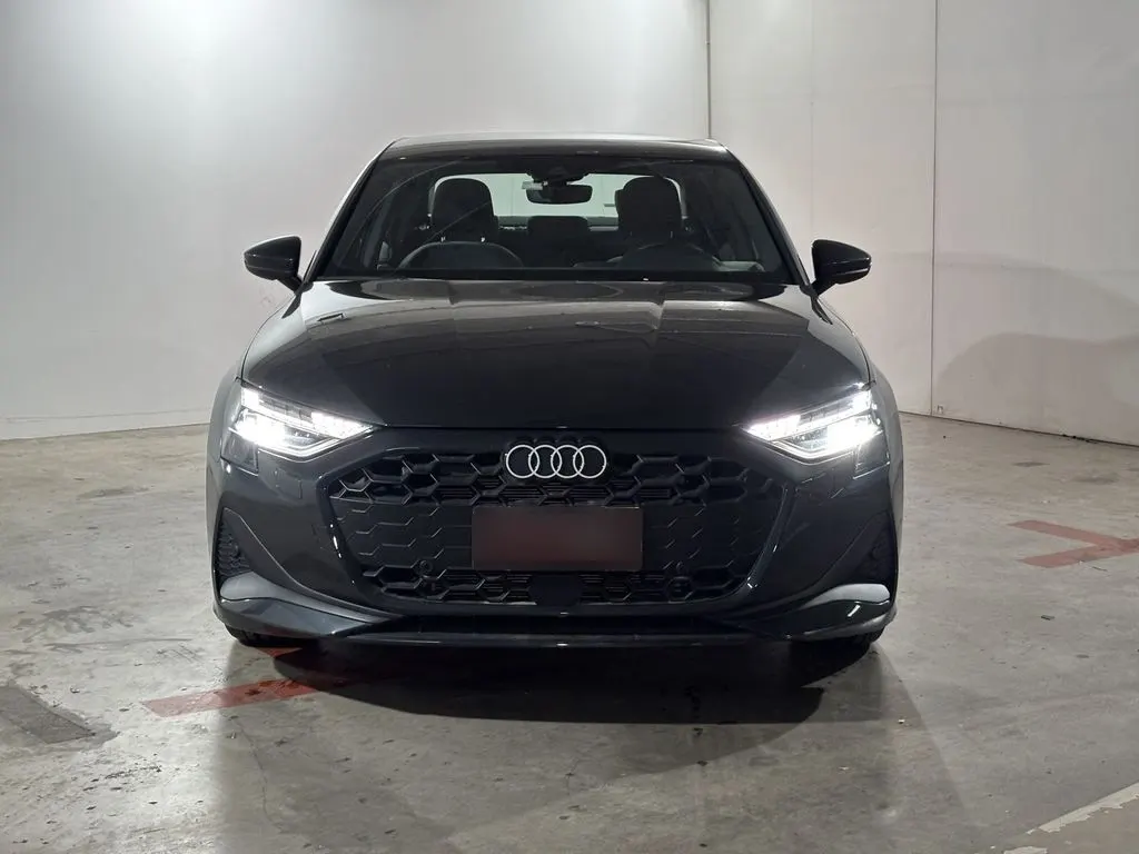 Audi A3 Sedan Pi 35 Tfsi año 2025