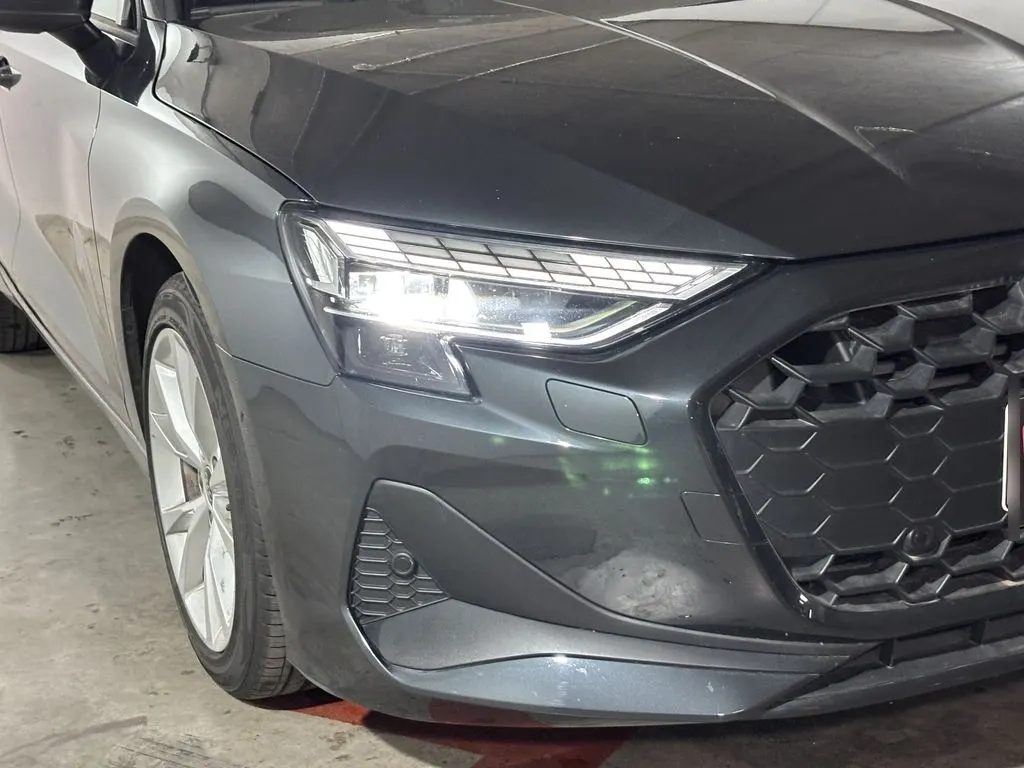 Audi A3 Sedan Pi 35 Tfsi año 2025